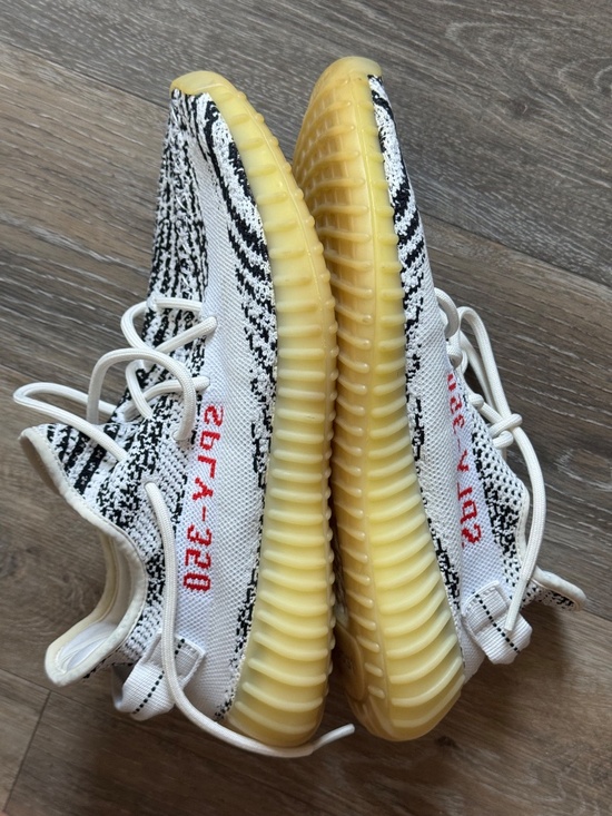 Adidas Yeezy Boost 350 V2 Zebra CP9654 Mens 9 No Box Missing 1 Insole AS-IS main image 4